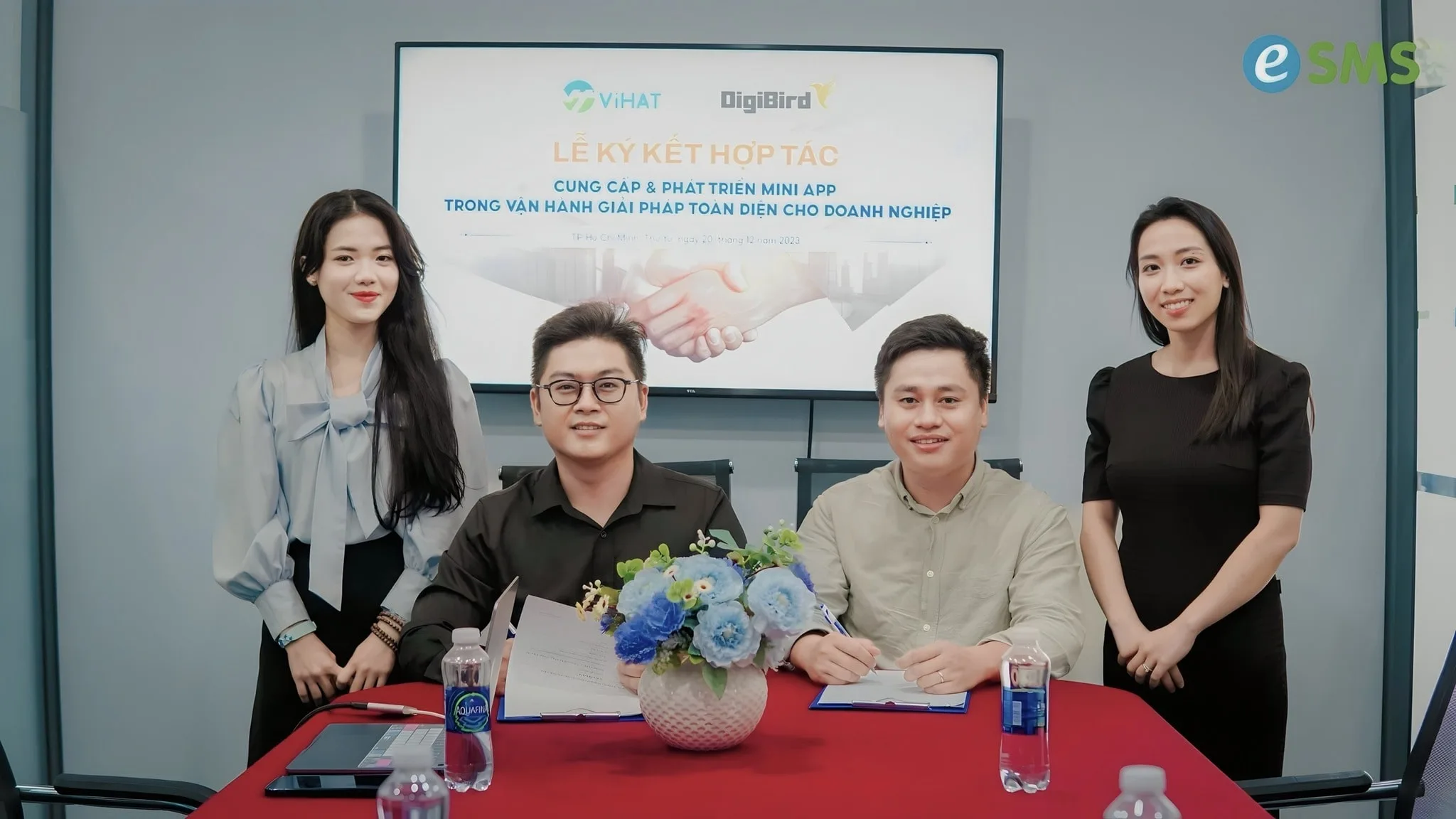 DigiBird và ViHAT Group: Lễ ký kết hợp tác chiến lược Phát triển Mini App